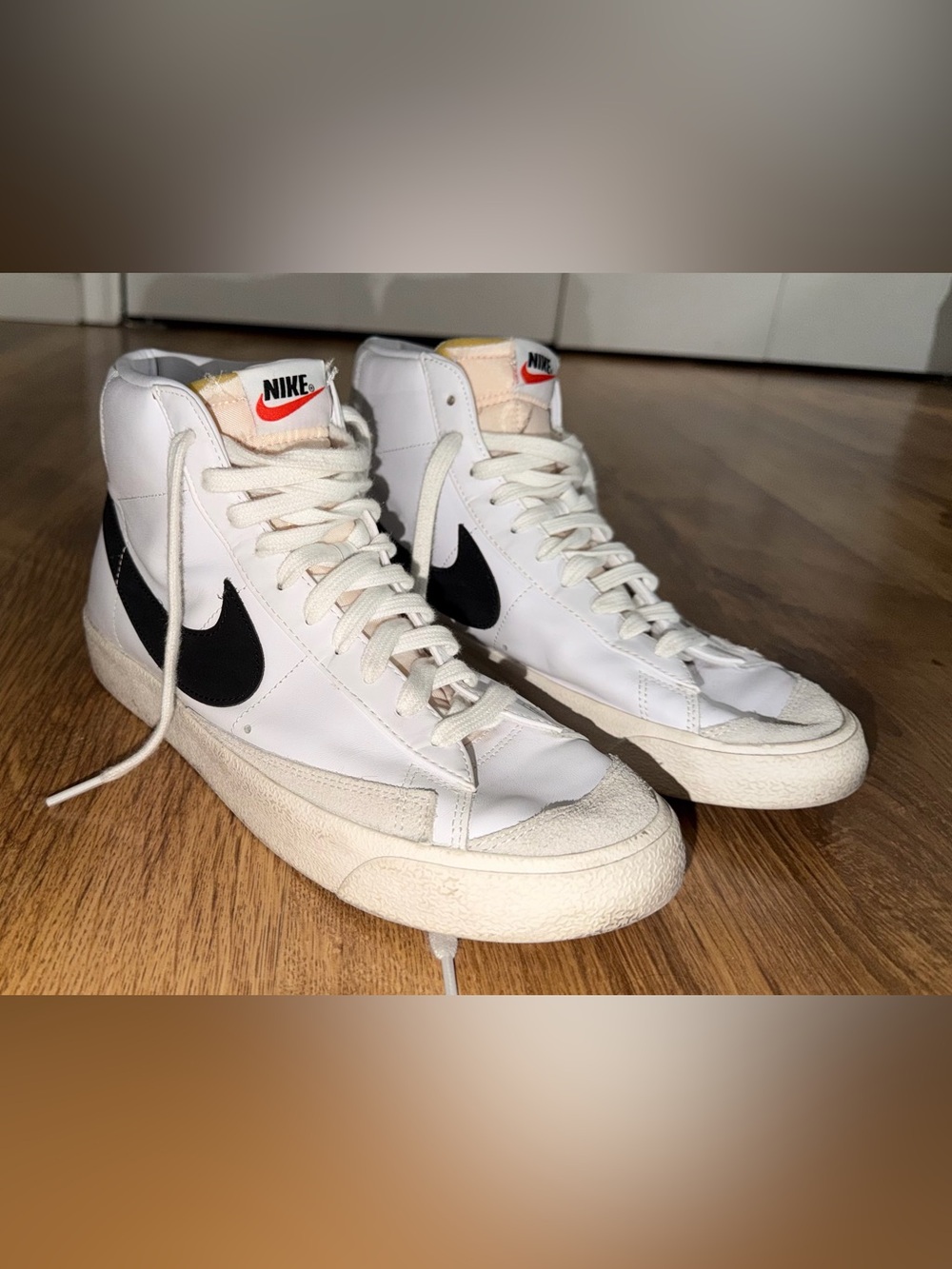 Nike Blazer Mid 77 White Black Women - Picture 3 of 7